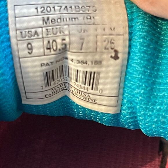 Brooks Adrenaline GTS 15 pink blue yellow running tennis shoes, size 9 - Picture 11 of 12